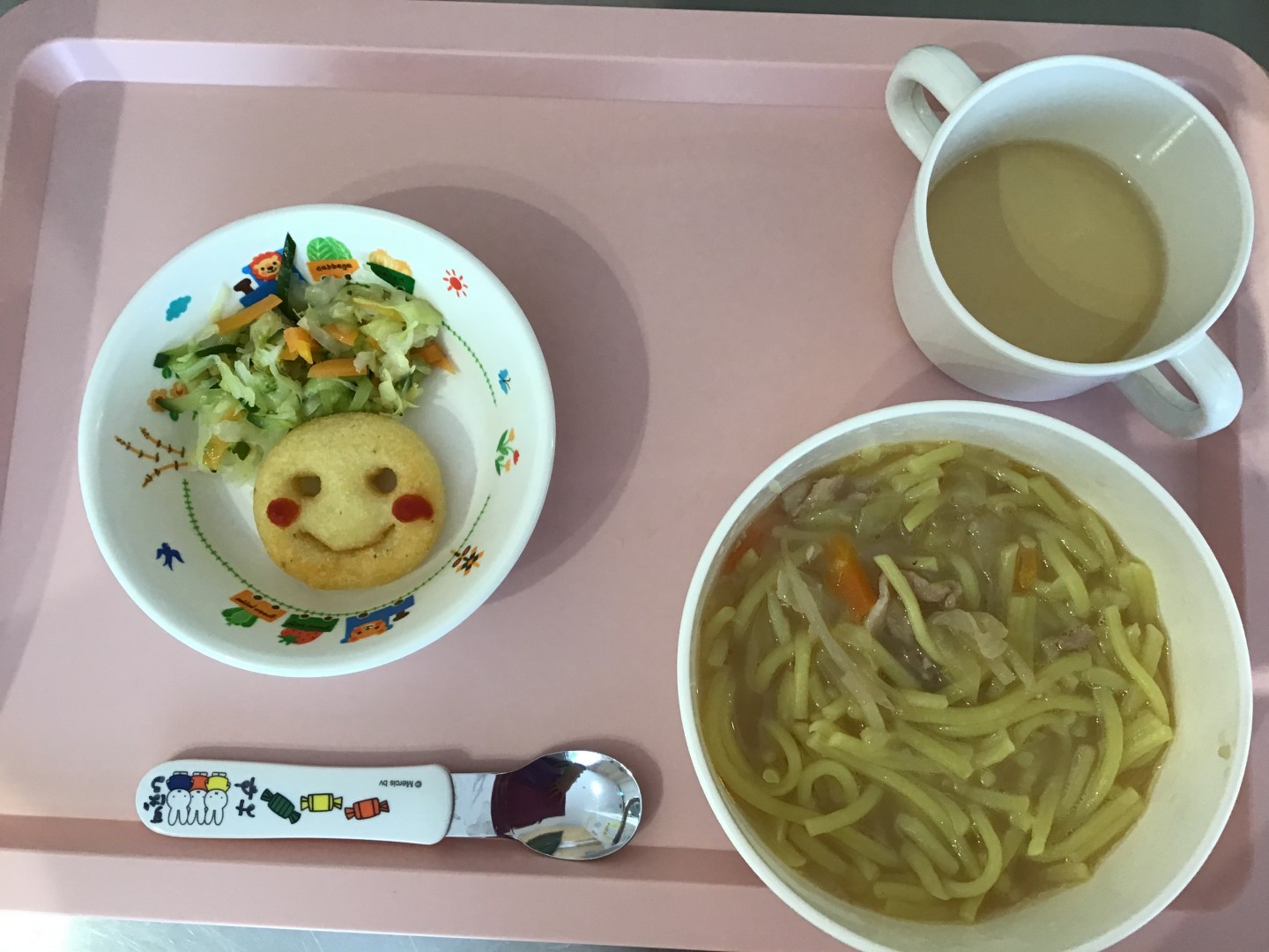 みそラーメン、スマイルポテト、やさいの甘酢和え