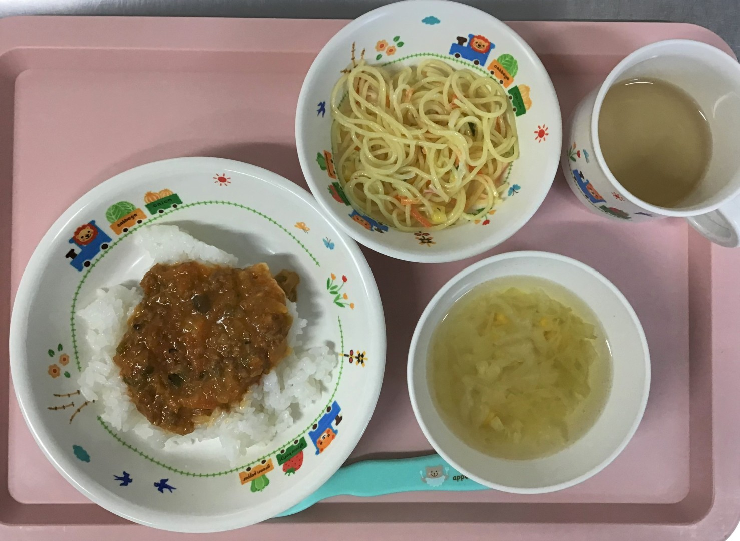 ドライカレー、スパサラ、やさいスープ