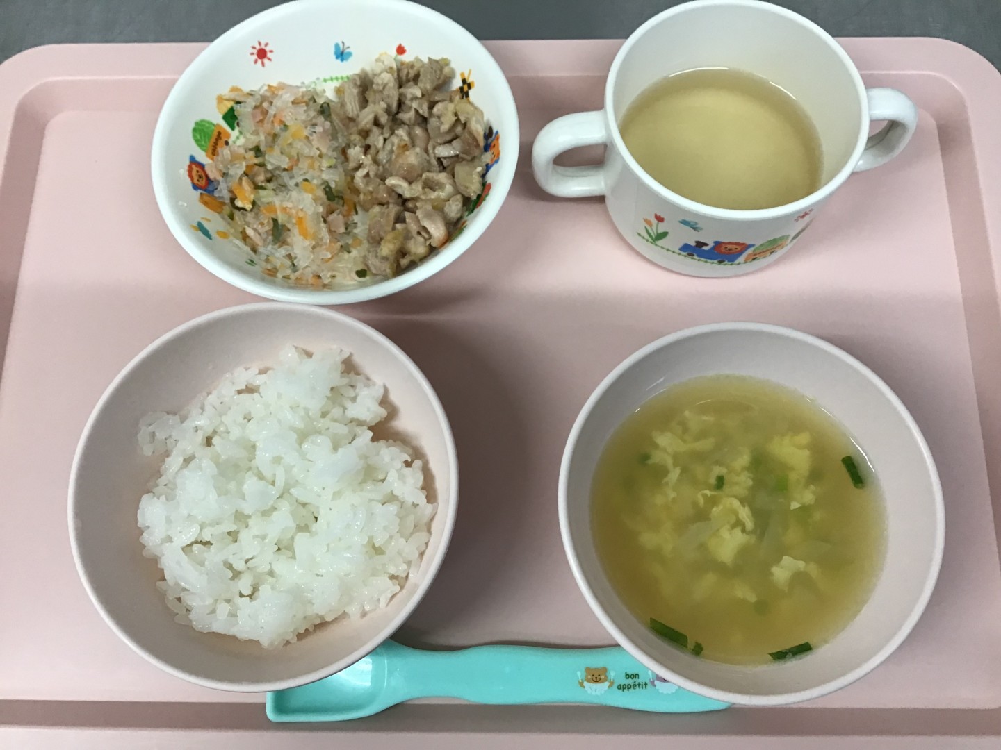 ごはん、ぶただいこん、はるさめのすのもの、たまごスープ