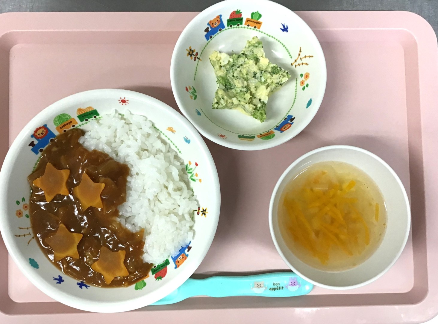 七夕メニュー★ハヤシライス、タルタルサラダ、たまねぎのコンソメスープ