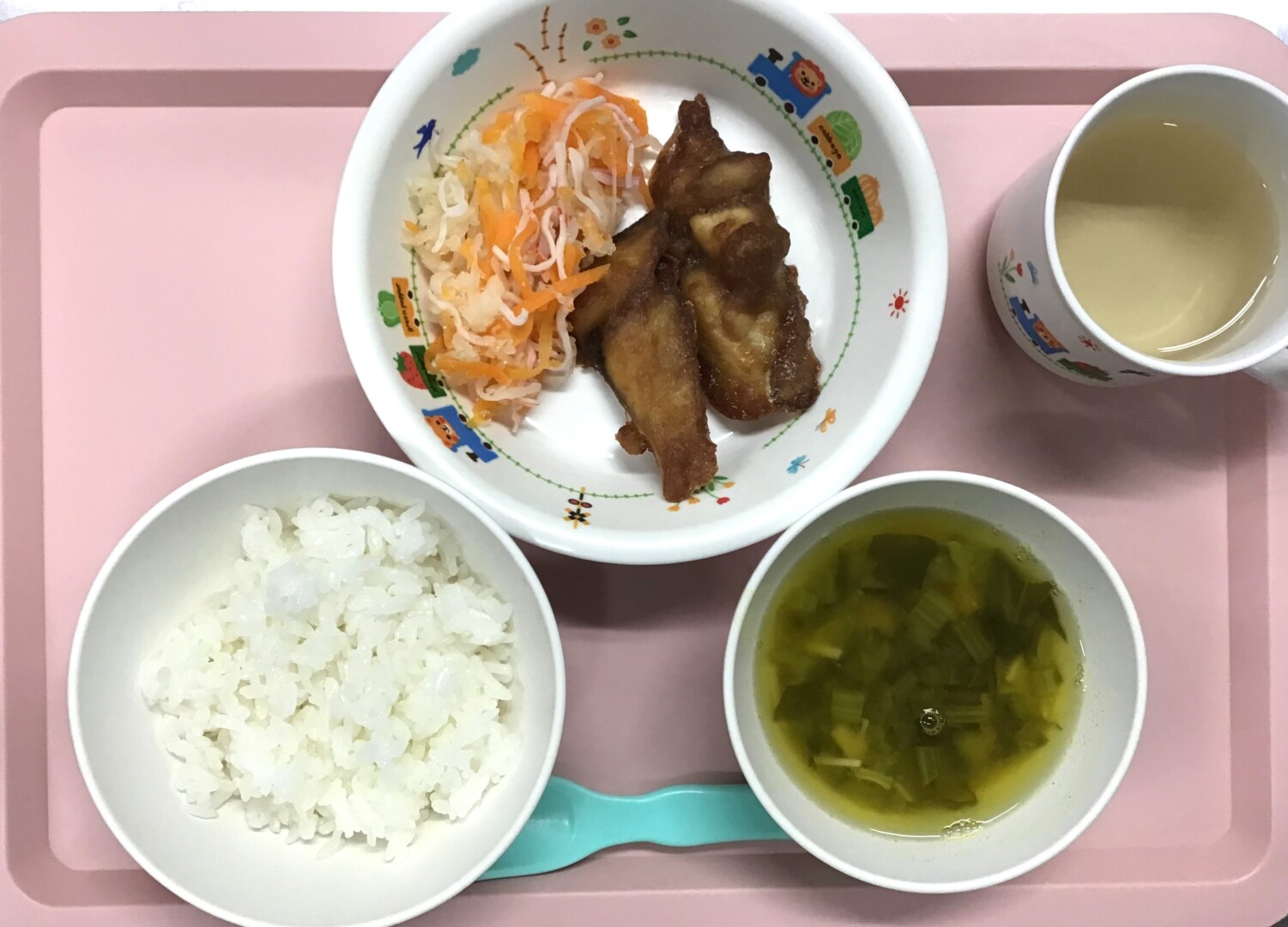 ごはん、サバのたつたあげ、だいこんのあまずあえ、かぼちゃのみそしる